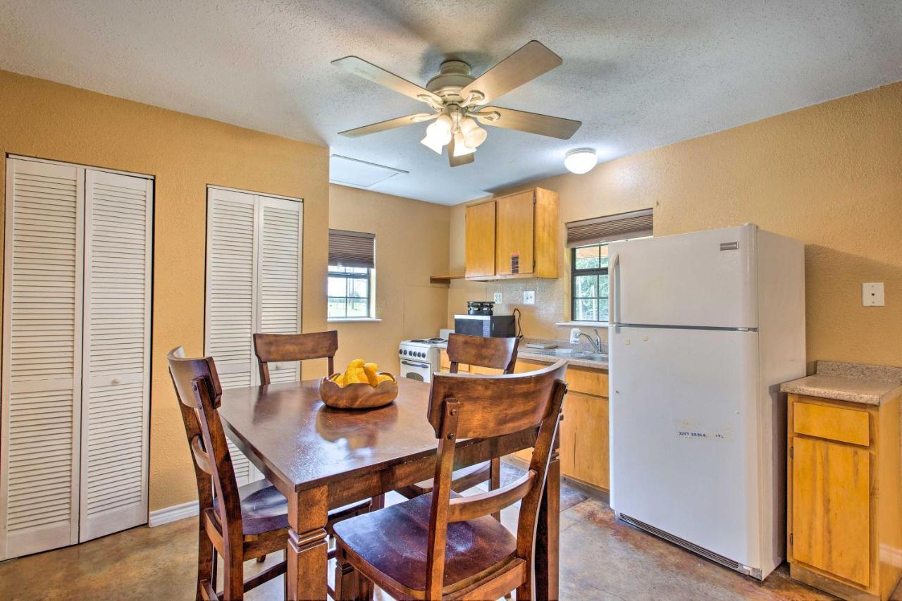 Texas Cabin On 130 Acres Walk To Lake Ray Roberts Collinsville Exterior foto