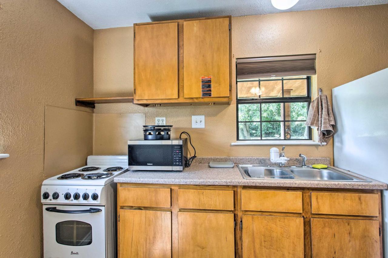 Texas Cabin On 130 Acres Walk To Lake Ray Roberts Collinsville Exterior foto